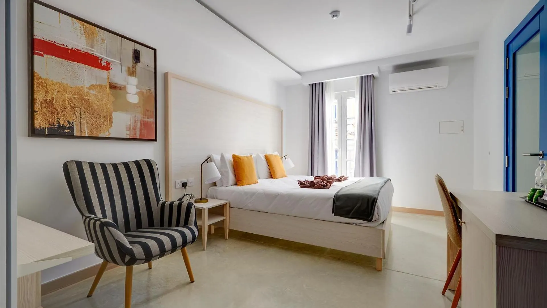 Kirxa Rooms And Suites Sliema 0*,  Malta
