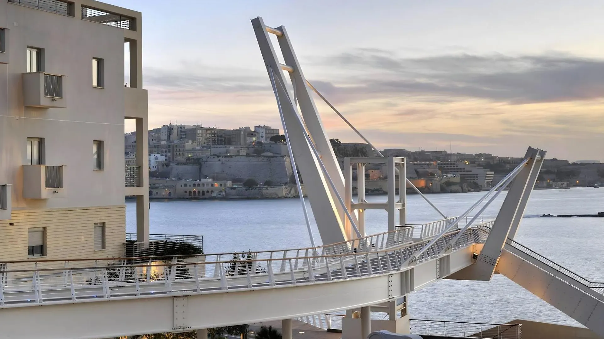 Kirxa Rooms And Suites Sliema 0*,
