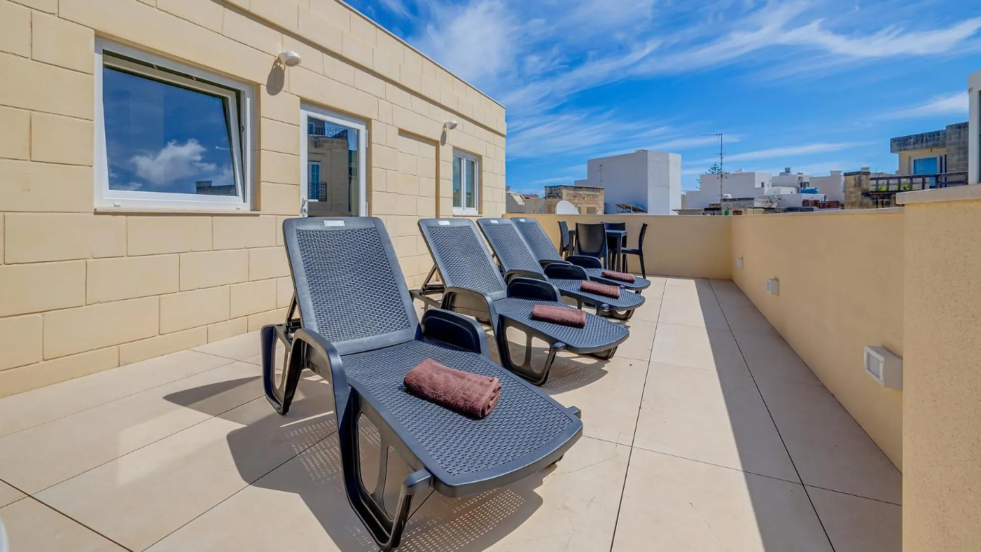 Kirxa Rooms And Suites Sliema