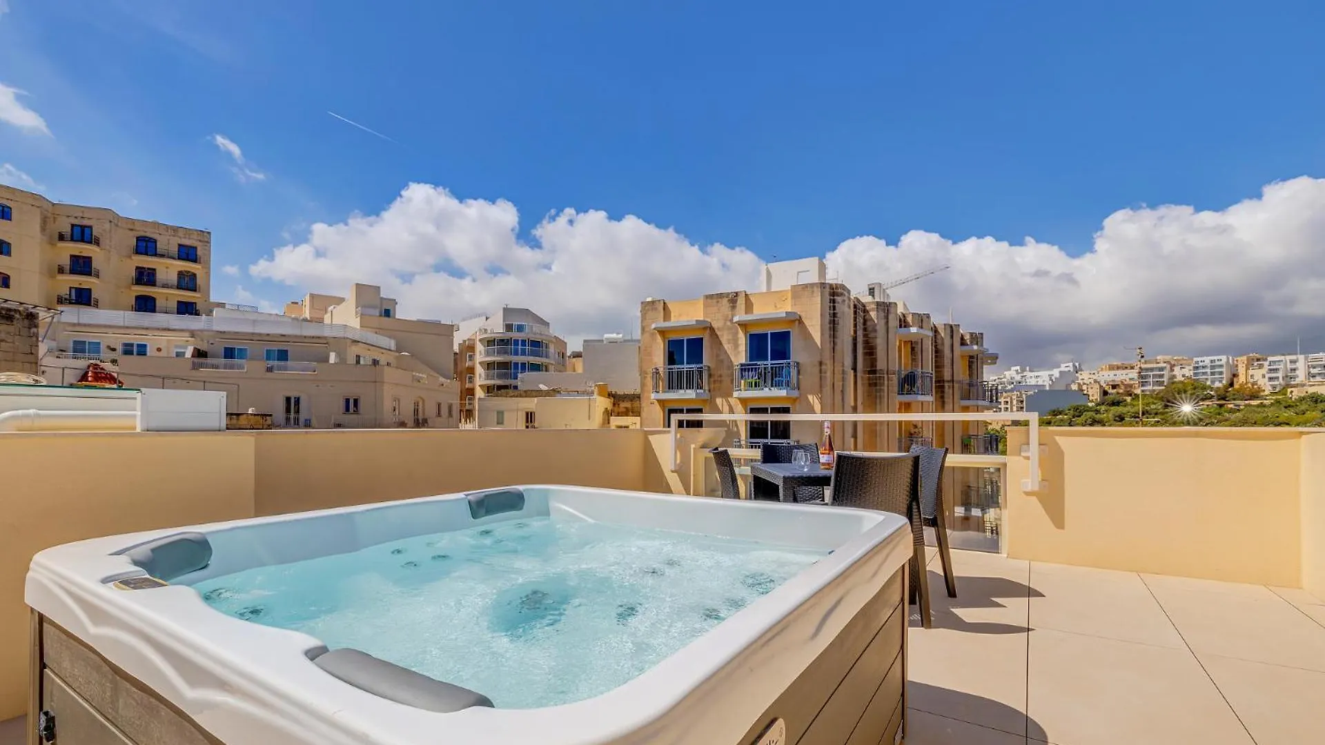 Guest house Kirxa Rooms And Suites Sliema Malta